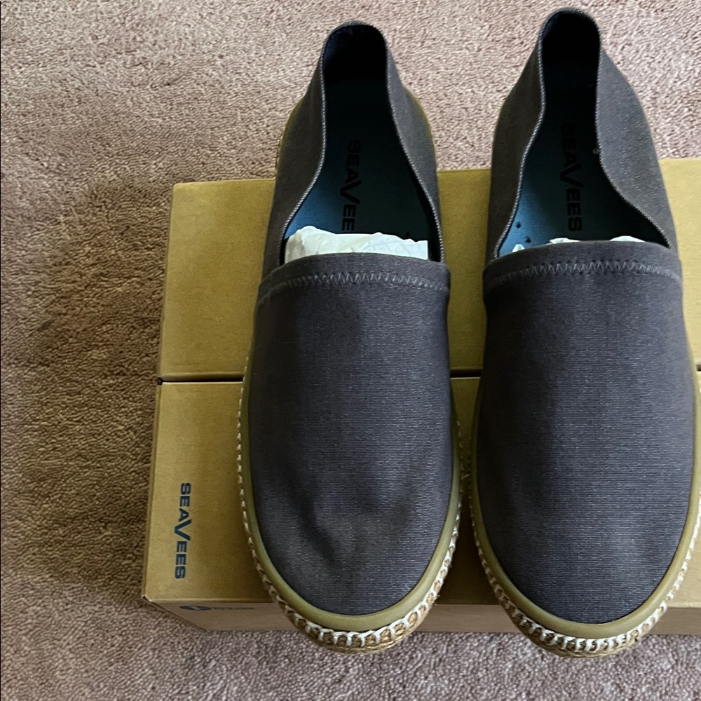 SeaVees Men's Dark Gray Slip-On Loafers
